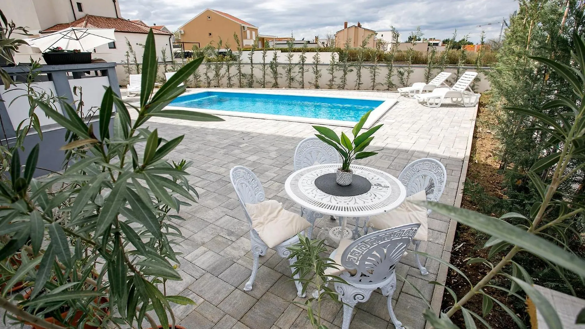 Charming Vrsi Apartment With Pool And Nature Views 0*,